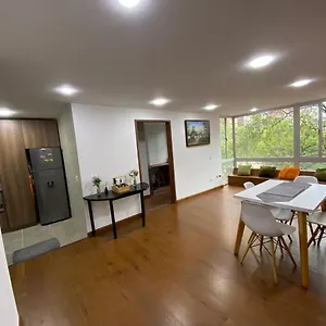 https://apartamento-junto-a-la-candelaria.hotels-bogota.net